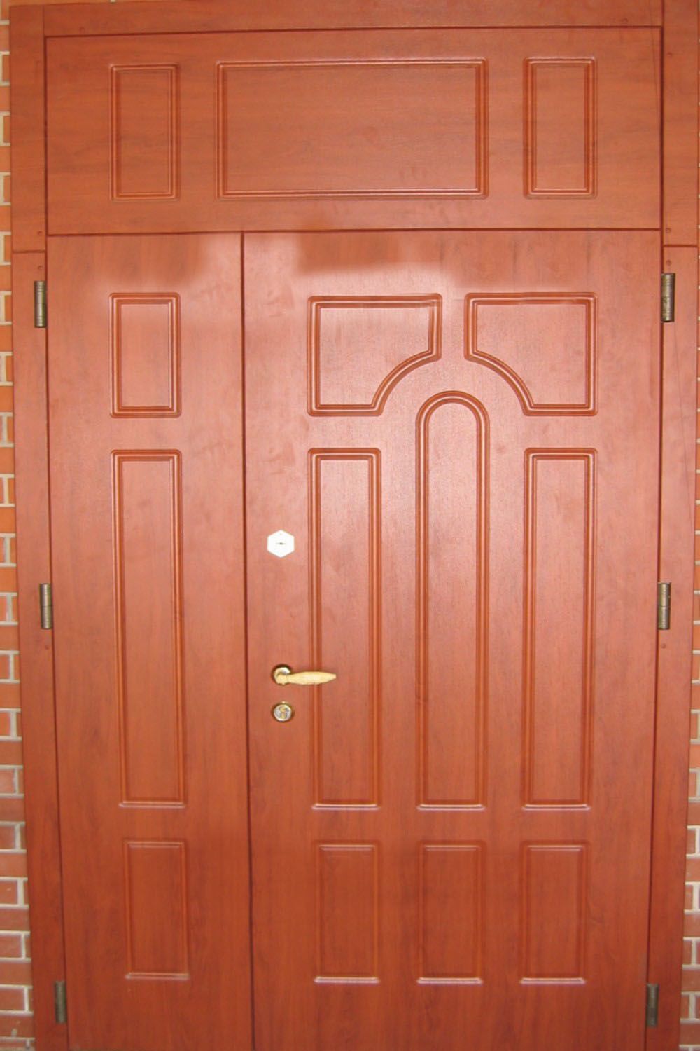 Дверь с фрамугой и вставками (Арт. F50)